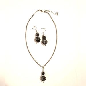 Handmade Vintage Teardrop Dangle Gray Crystal Pendant Necklace and Earring Set